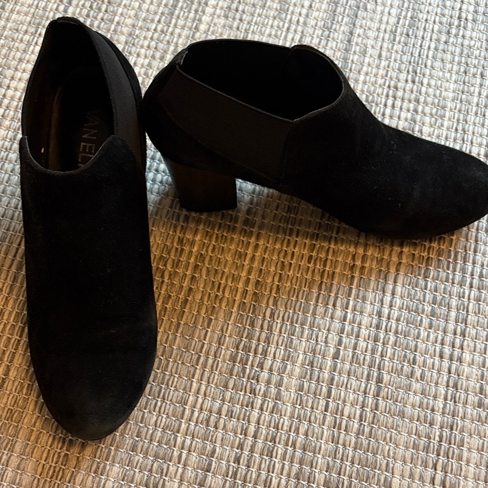 Vanelli Black Ankle Boots